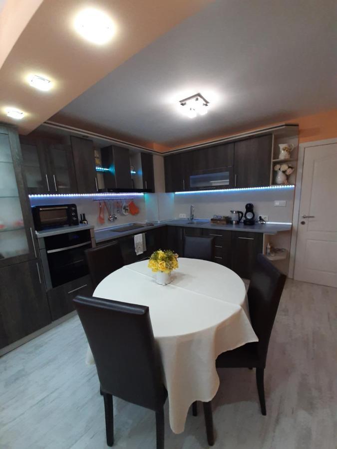 Luny Apartment Русе Экстерьер фото