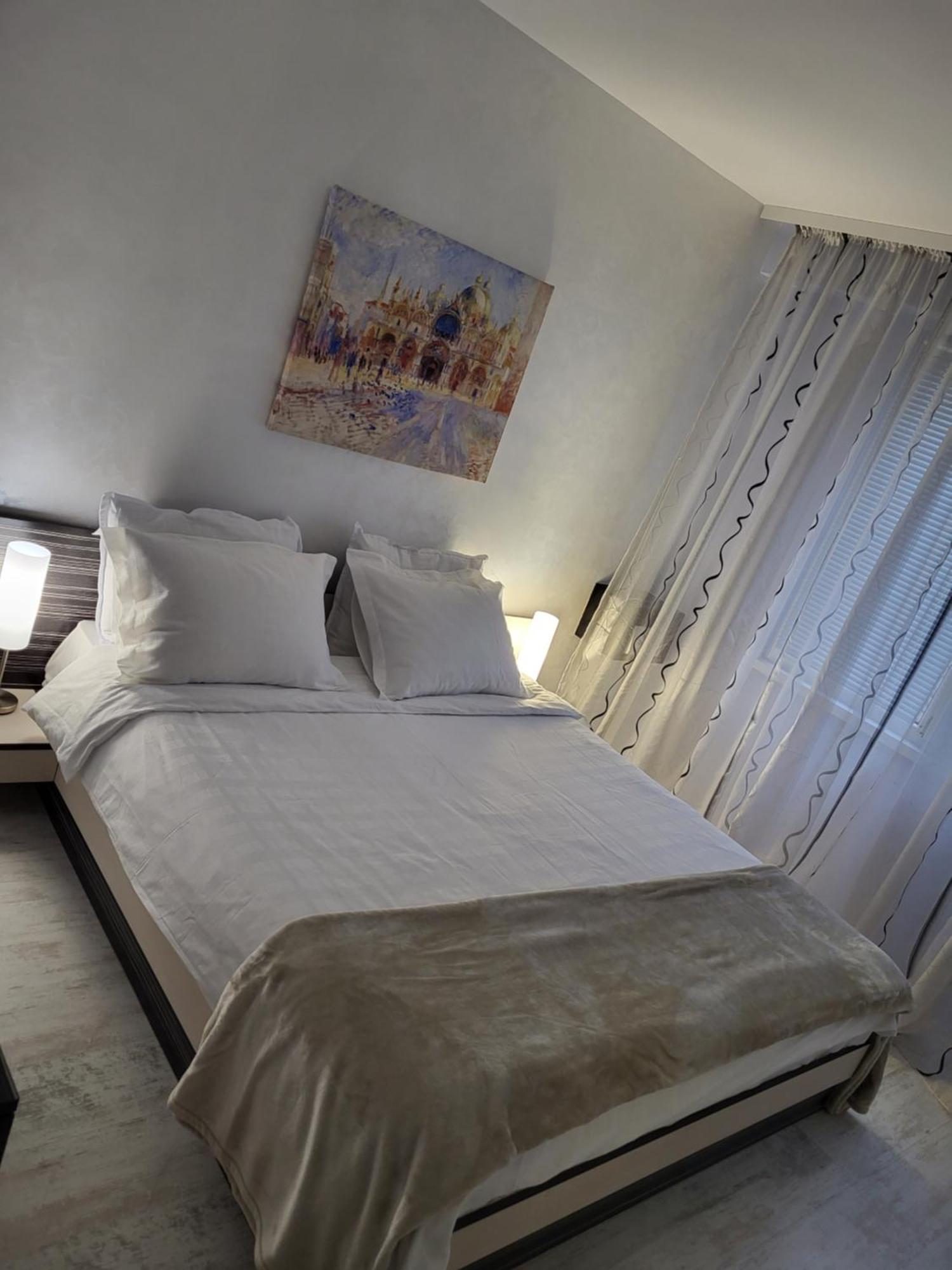 Luny Apartment Русе Экстерьер фото